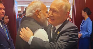 莫迪普京上合拥抱