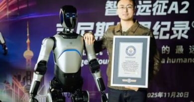 中国人形机器人百公里行走创世界纪录