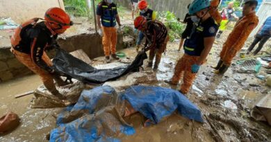 台风卡尔梅吉菲律宾洪水