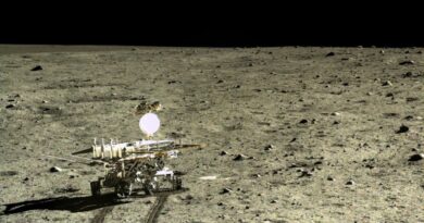 月壤中发现铁锈